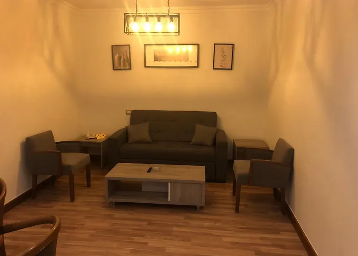 Maadi Hotel